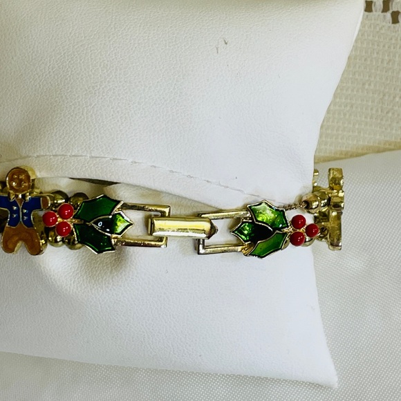 Avon Christmas Sliding Enamel Charms Bracelet Gold Tone 7" Holly Gingerbread - Picture 7 of 8